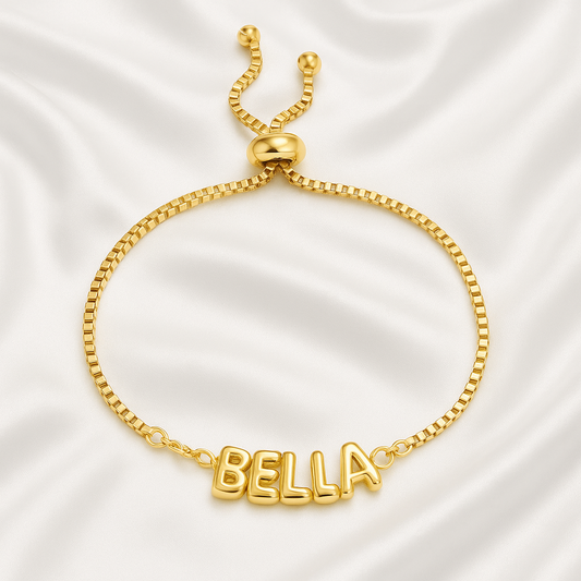 Luna Luxe Charms Bracelet Gold